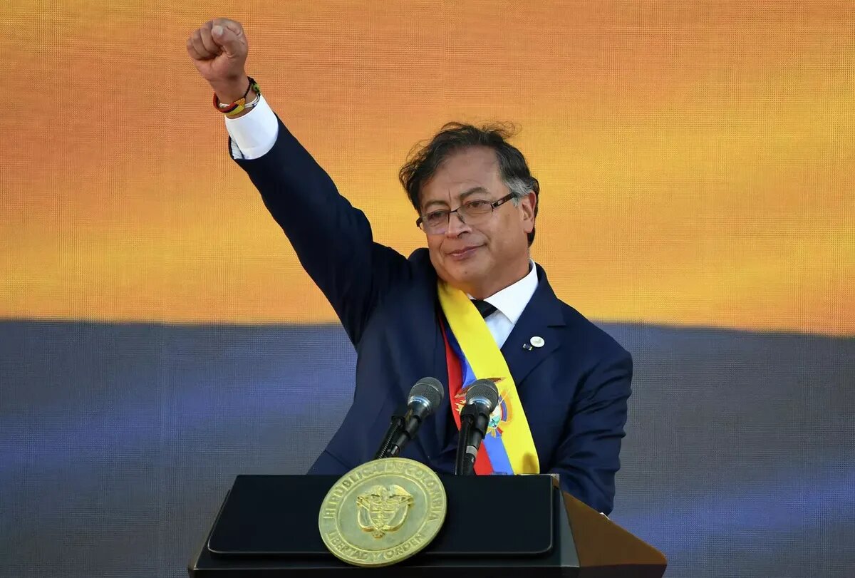 Gustavo Petro asumió como Presidente de Colombia