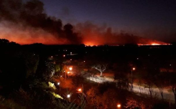 Quema en las islas, negocios que queman