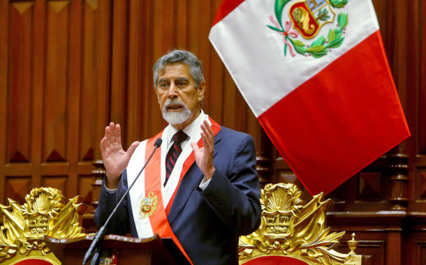 Asumió Francisco Sagasti en Perú