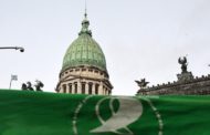 Sigue el debate sobre IVE en Diputados