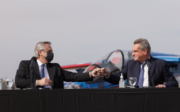 FAdeA entregó un Pampa III a la Fuerza Aérea